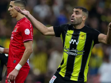 Ninguém acreditou nisso: Jogador do Al-Ittihad leva chicoteada de torcedor