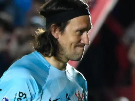 Cássio é defendido por ídolos do Corinthians em meio à crise e cornetas