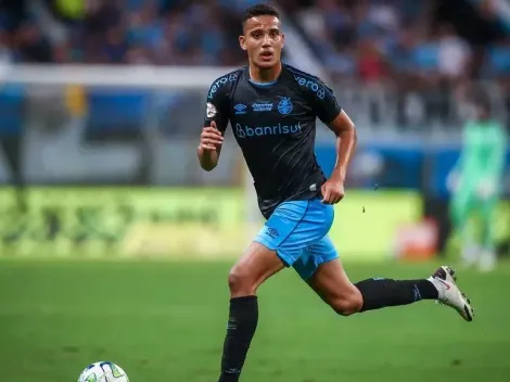 Gustavo Martins se lesiona em empate do Grêmio e torcida critica preparação física do clube