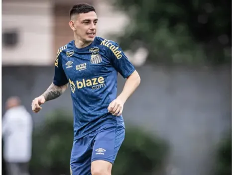 Análise: Versatilidade de Escobar lhe garante uma vaga no time titular do Santos