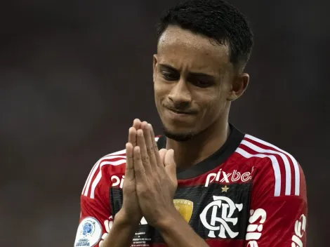 Tite toma decisão sobre escalar jogador do Flamengo