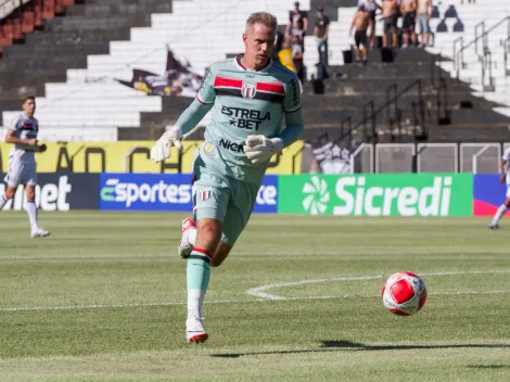 Goleiro do Botafogo-SP, João Carlos analisa o Santos: 'Não preciso falar'