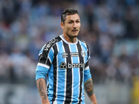 Com contrato na Arábia, Vina diz que quer voltar ao Grêmio