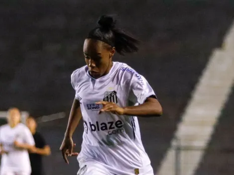 Santos Feminino: Paola comemora primeiro gol no profissional