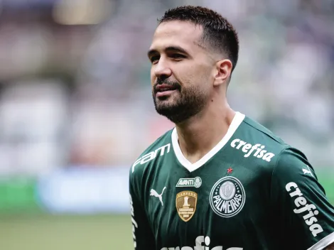 Em jogo-treino do Palmeiras, Luan não permaneceu fora