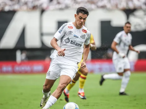 JP Chermont treina entre os titulares do Santos de Carille