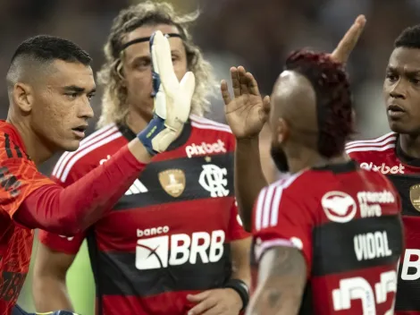 Santos decide contratar goleiro Santos, ex-Flamengo