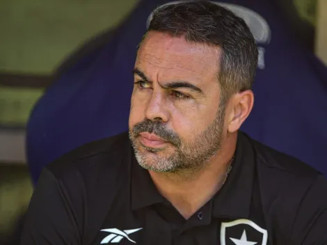 Artur Jorge adota cautela com Botafogo na Liderança