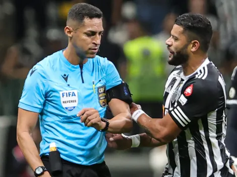 Jogadores e presidente do Atlético-MG criticam arbitragem da partida