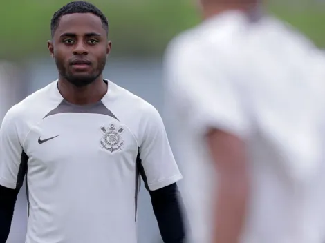 Médica do Corinthians revela que Palacios chegou com lesão