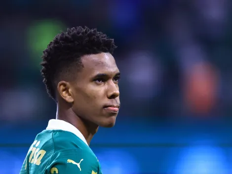 Estevão sai machucado com dores na virilha em vitória do Palmeiras