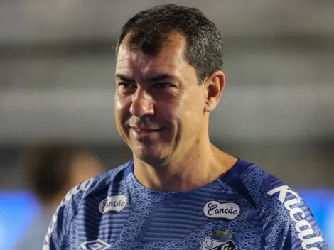 Santos dá respaldo para Carille no cargo de treinador mesmo com derrota