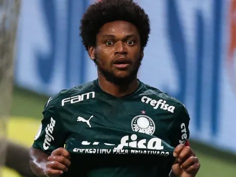 Santos veta Luiz Adriano e negocia volta de Léo Baptistão