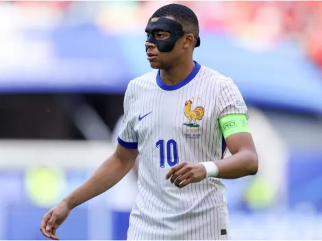 Mbappé reclama de usar máscara durante os jogos da Eurocopa