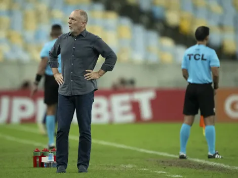 Mano Menezes fala em falta de tempo para treinos e projeta parada