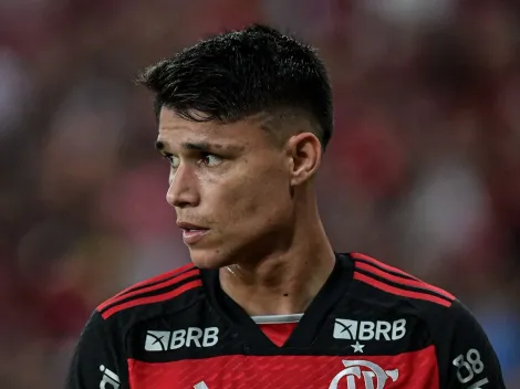 Luiz Araújo cresce no Flamengo e consegue sequência importante