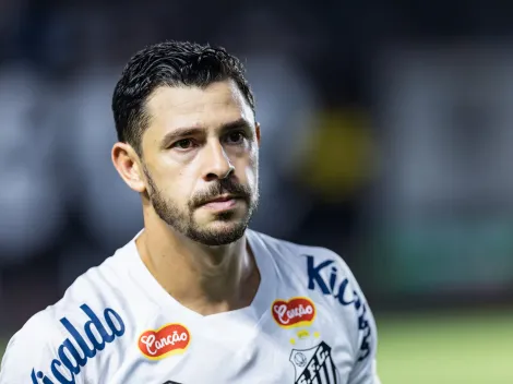 Serginho deve ser o substituto de Giuliano no Santos