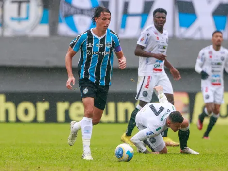 Geromel diz que Grêmio só sairá da crise no campo 