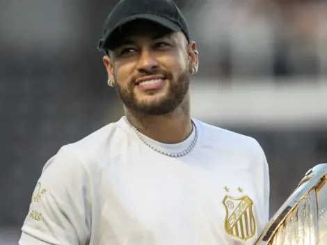 Neymar elogia foto de Lamine Yamal com a camisa do Santos