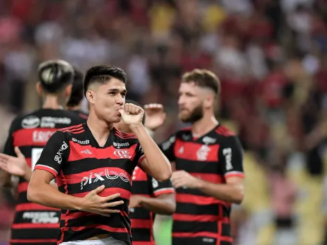 Flamengo amassa Palmeiras e encaminha classificação; confira as notas