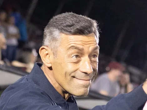 Mirando o Corinthians, Pedro Caixinha ganha dupla de reforços