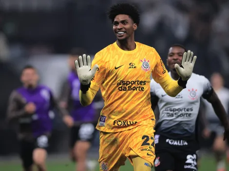 Hugo Souza brilha no Corinthians