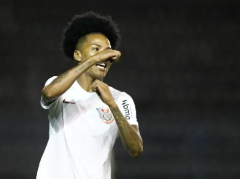 Corinthians Feminino: Atacante supera lesões e vira destaque no time