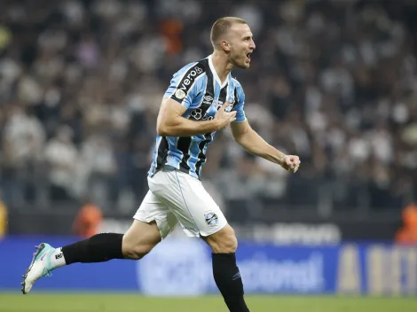 Dupla de zagueiros já sabe quando pode voltar a campo pelo Grêmio