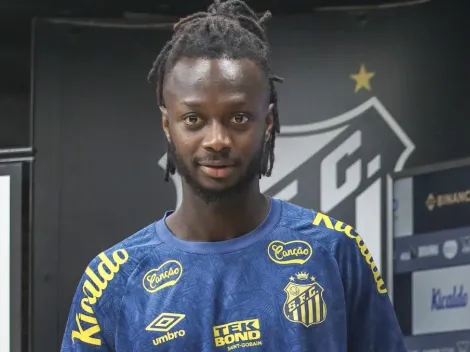 Njie comemora gol em jogo treino no Santos e vive expectativa por estreia