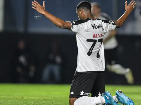 Rayan vira vilão da torcida em Athletico x Vasco por expulsão