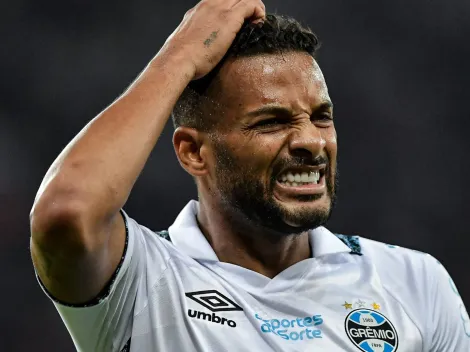 Reinaldo e +8 podem deixar o Grêmio no fim da temporada