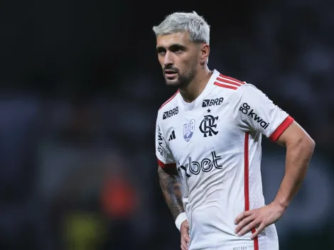 Arrascaeta sente desgaste físico e desfalca Flamengo contra o Vasco