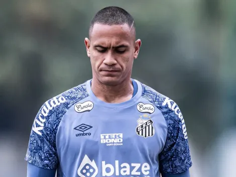 Renan está garantido no Santos até o fim do ano