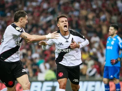 Coutinho anota gols de esquerda em treino do Vasco