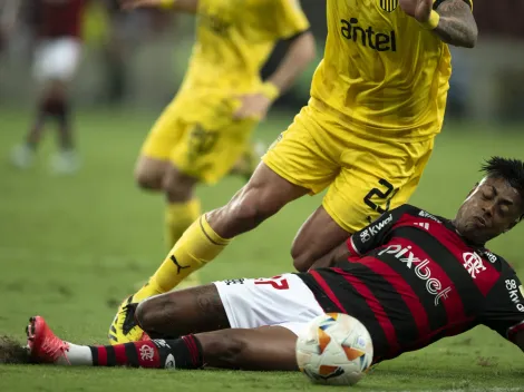 Flamengo não marca contra o Peñarol e aumenta pressão sobre time