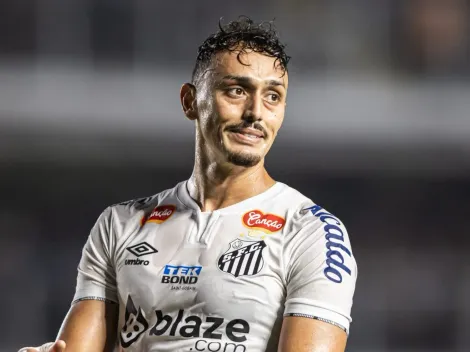 Pituca sai em defesa de Carille antes de Goiás x Santos