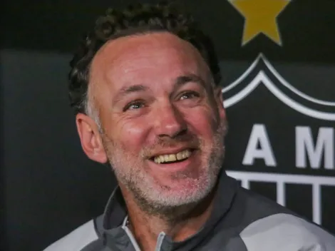 Milito destaca Galo competitivo no Brasileiro mesmo estando em semifinais nas Copas