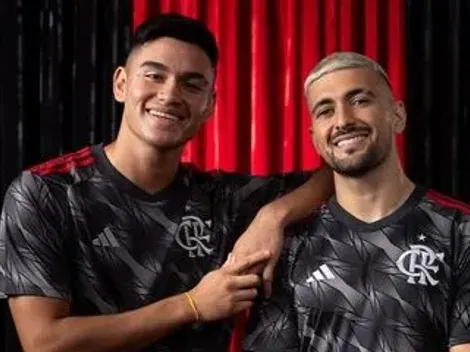 Flamengo lança terceiro uniforme e divide opiniões