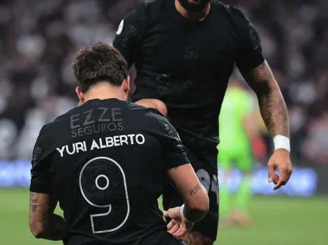 Jogadores do Corinthians pediram para jogar de preto na Neo Química Arena