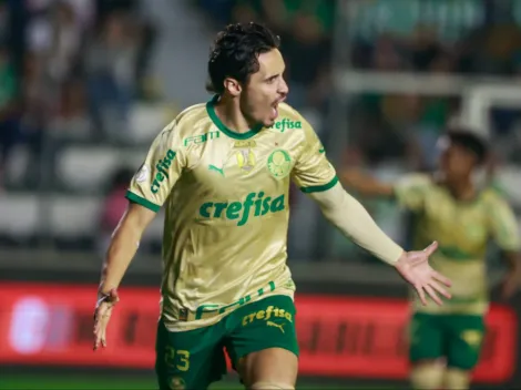 Torcida se surpreende com hat-trick de Raphael Veiga