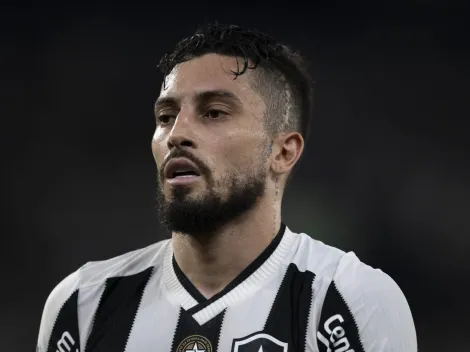 Alex Telles manda a real sobre Luiz Henrique: “Fase extraordinária”