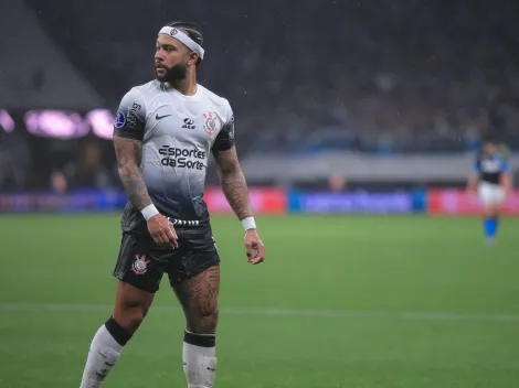 Agustín, zagueiro do Racing, elogia o desempenho de Memphis Depay