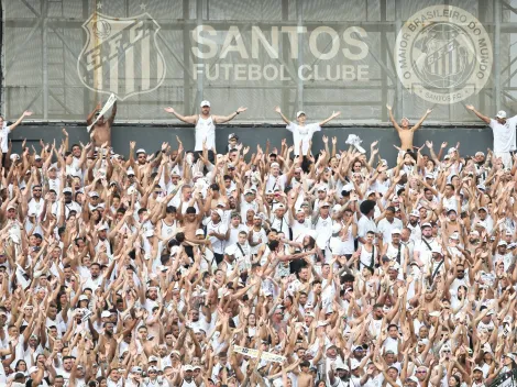 Torcida do Santos protesta e cobra time forte para 2025