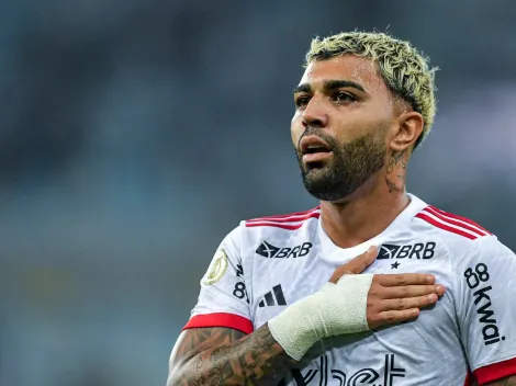 Gabigol vive clima de despedida e chama Filipe Luís para conversa