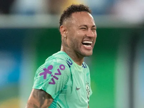 Neymar quer renovar com o Al-Hilal e adia retorno ao Santos