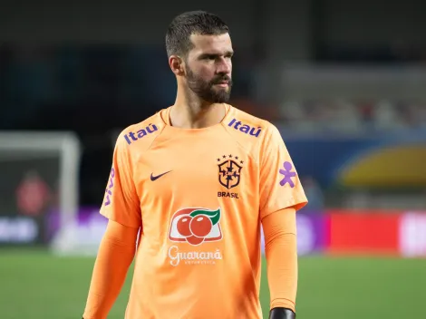 Alisson pode sair do Liverpool antes de próximo jogo da Seleção Brasileira 