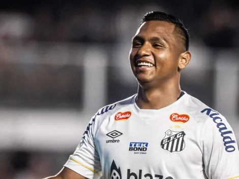 Santos não quer Morelos e atacante pode jogar no Peru