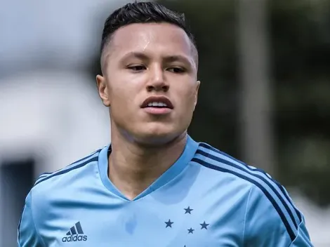 Cruzeiro negocia Marlon com Grêmio por R$ 8 milhões