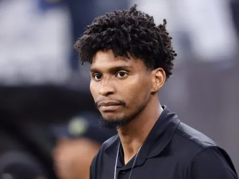 Hugo Souza revela apoio da Fiel sobre rebaixamento