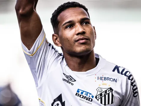 Grêmio fecha acordo por João Lucas e paga quantia milionária ao Santos